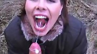 An astounding blowjob in the woods